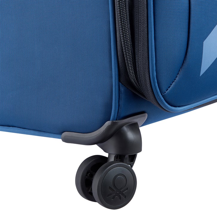 United Colors of Benetton Color Block Softside 23