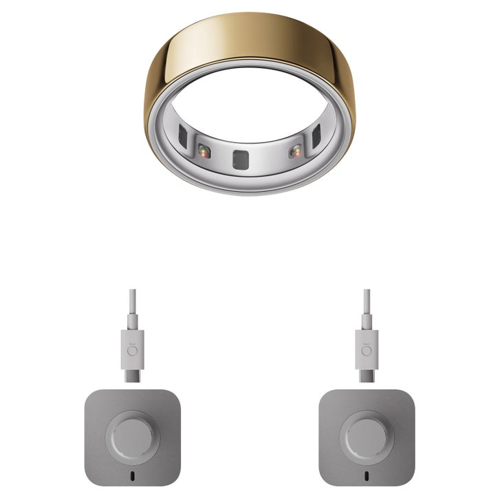 Oura Ring 4 Gold Smart Ring, Exclusive Bundle, Ring + Additional
