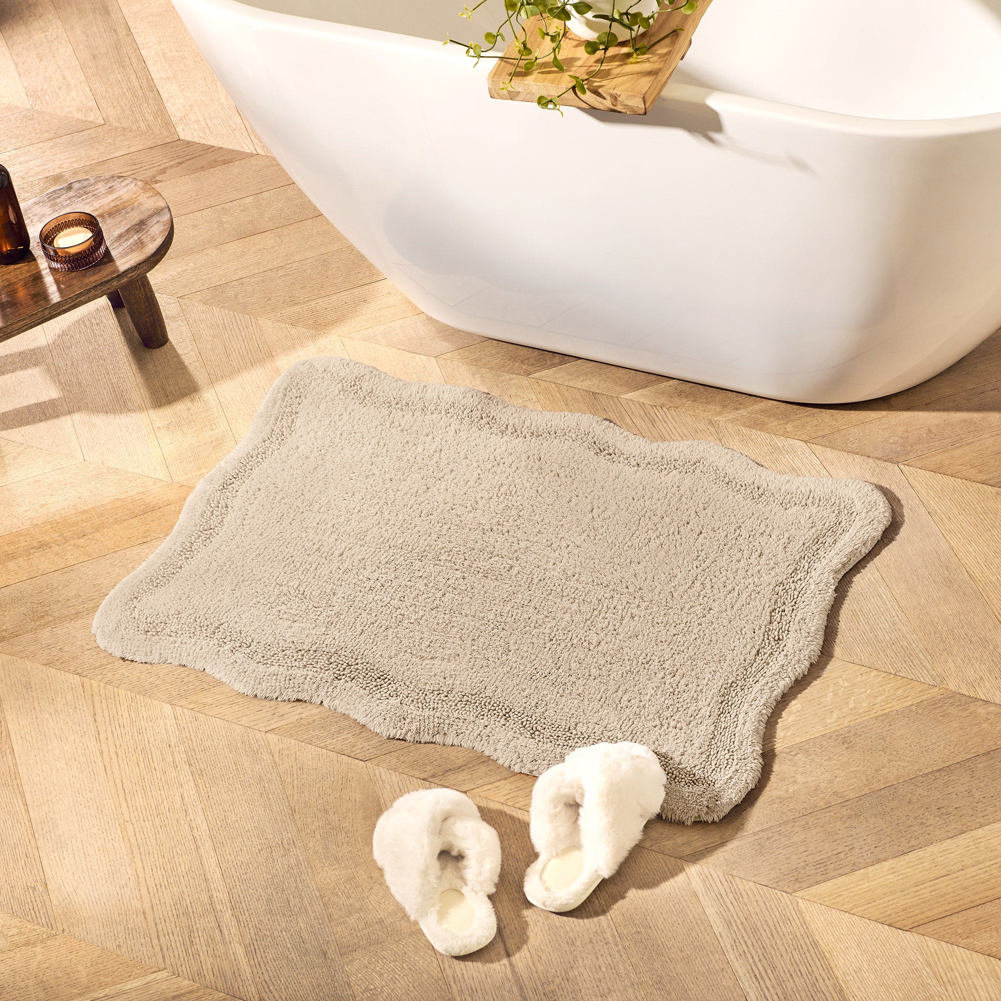 Scallop Bath Rug