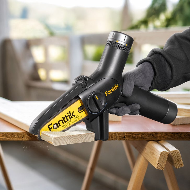 Fanttik W10 APEX Mini Chainsaw | Costco