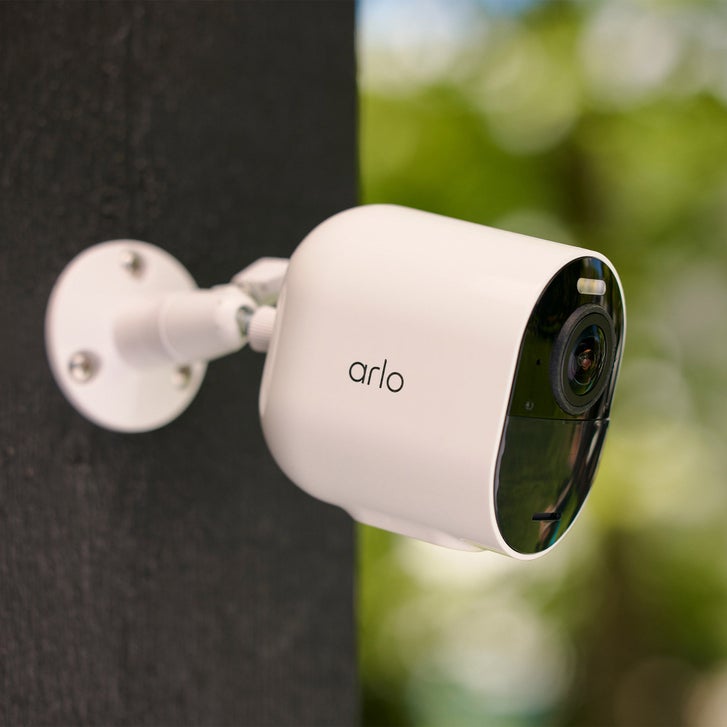 Arlo Ultra Security Camera 4K (3rd Gen), 3-pack, White with Smart
