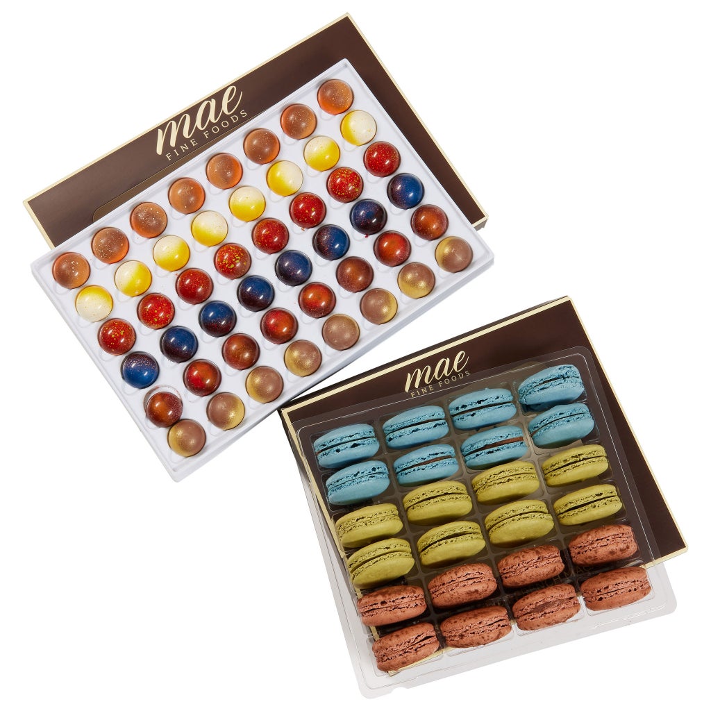 Mae Fine Foods Bonbon & Macron Classic Tasting Collection,Tray