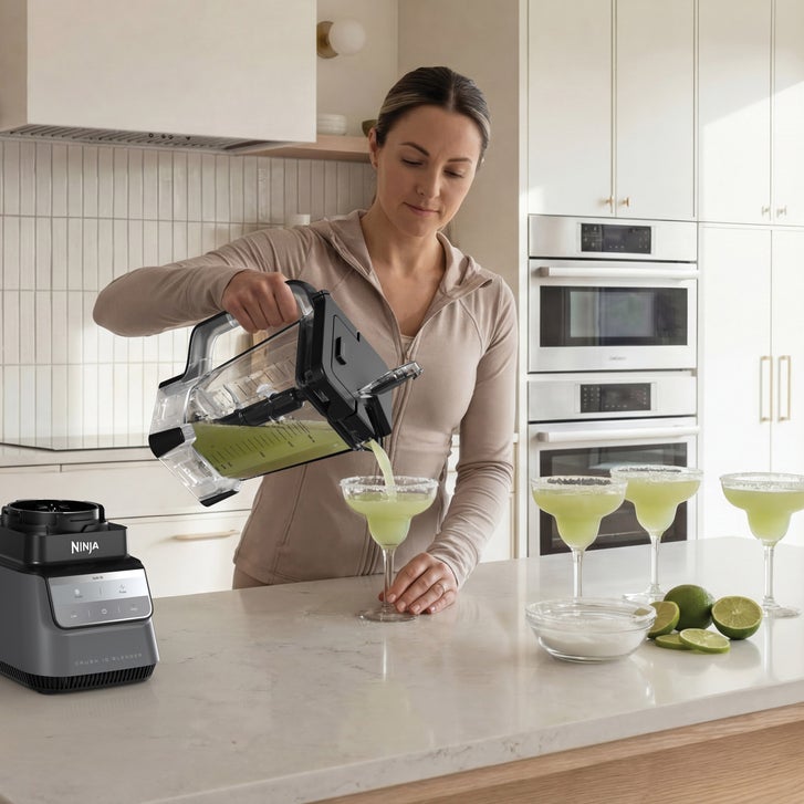 Ninja CRUSHiQ 1400 PW Blender, 72-oz XL Pitcher, Auto-iQ Preset Ninja CRUSHiQ 1400 PW Blender, 72-oz XL Pitcher, Auto-iQ Preset