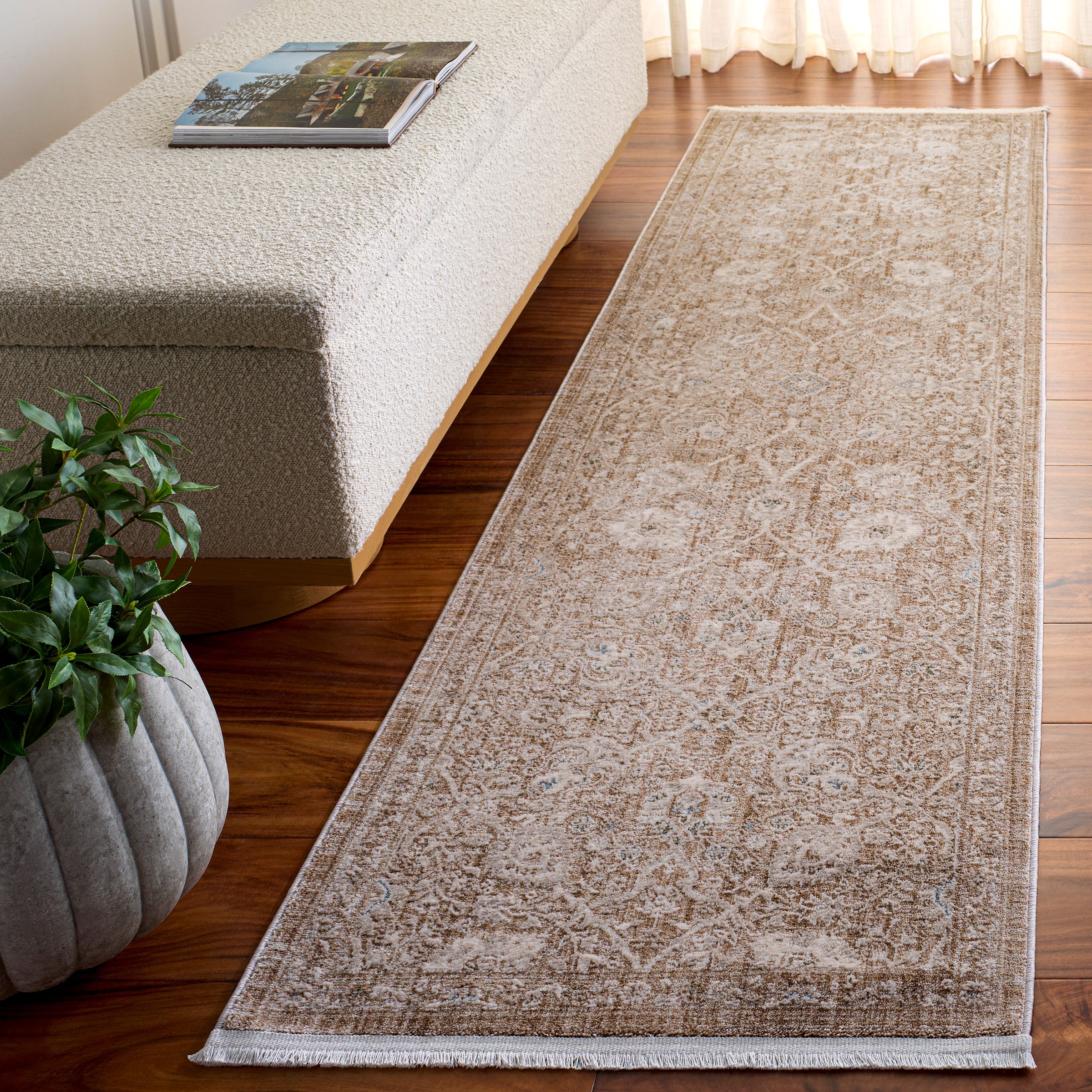 Safavieh Bellhurst Runner Rug, Beige Green, 2'3
