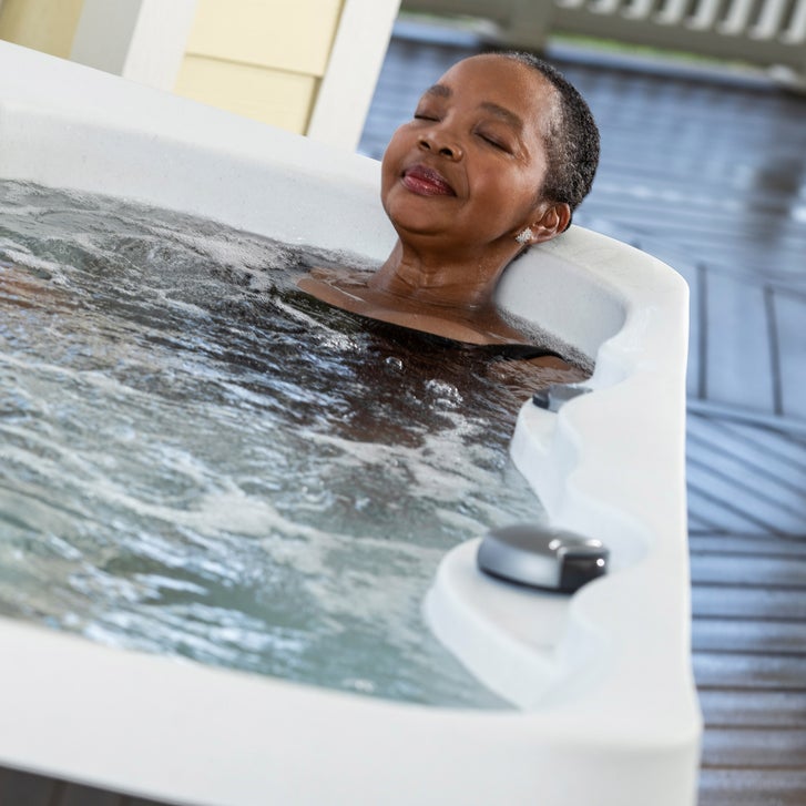Aquaterra Spas Navarro 52-jet, 6-person Rotomolded Spa | Costco