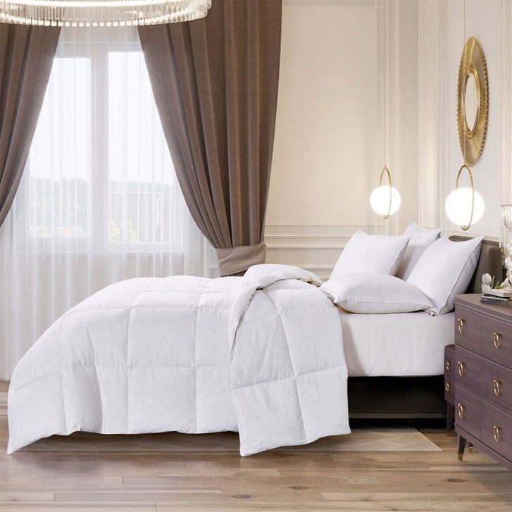 Hotel Grand White Goose Feather & Down Comforter | Costco