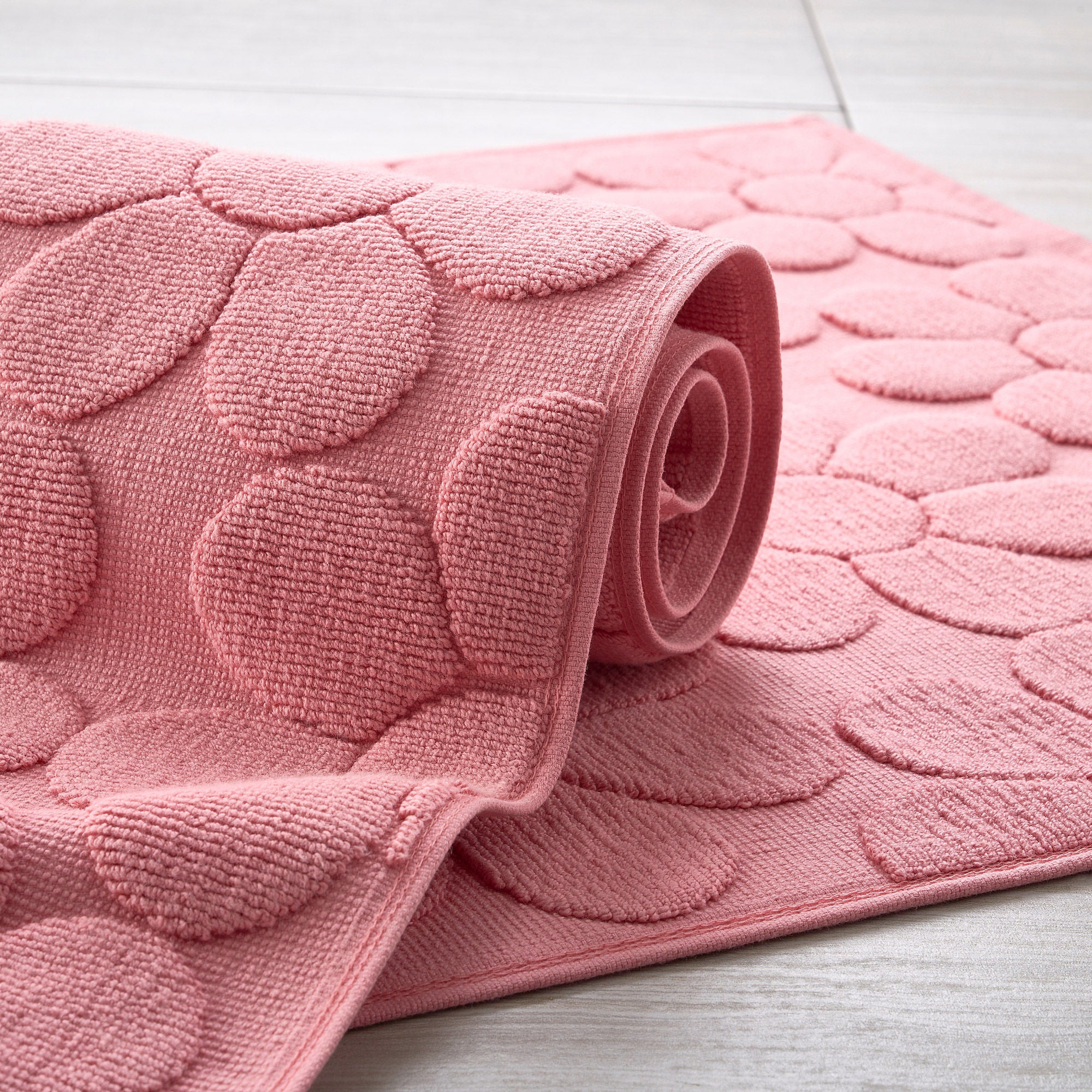 color torima シリコンゴム トロマット ピンク　サンテクレアール Charisma Daisy Tub Mat, 2-pack | Costco
