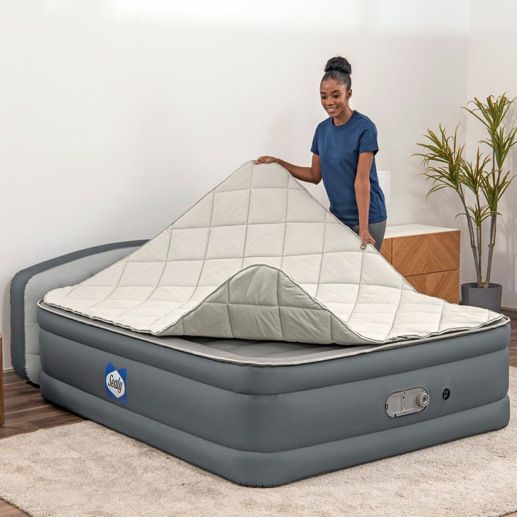 Sealy AlwayzAire Tough Guard Quilted Topper Air Mattress Queen 18