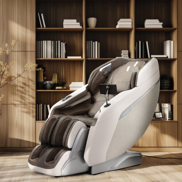 Kyota Kiyomi M698 Zero Gravity 4D Massage Chair with Tablet | Costco