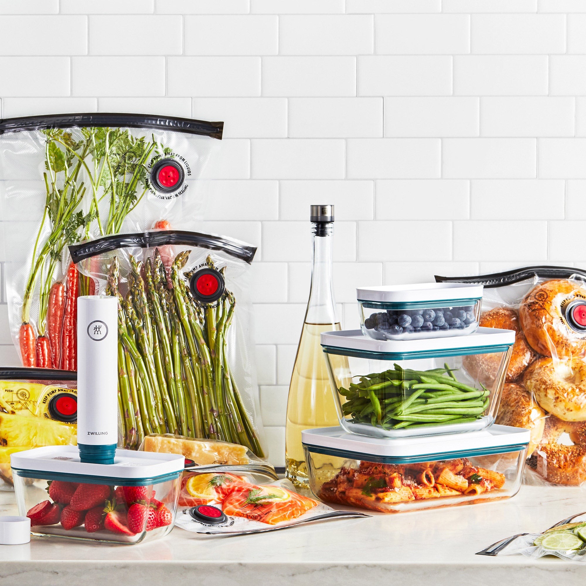 Zwilling Fresh and Save 16-piece Vacuum Seal Food Storage Set | Costco