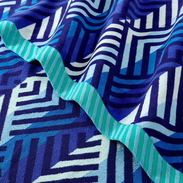 Reversible Jacquard Beach Towel, 2-pack | Costco