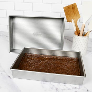 USA Pan 9" x 13" Cake Pans 2-Pack for $30 + free shipping