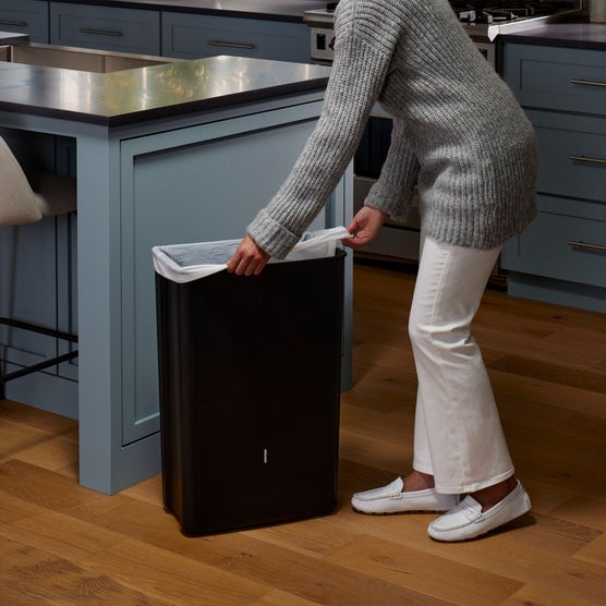 Kohler 47L Step Trash Can | Costco