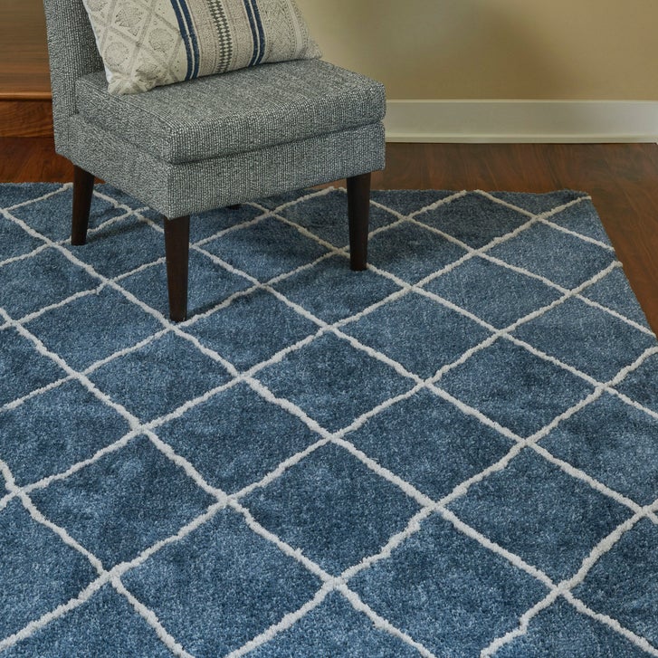 Soft Step Trellis Area Rug, 8'11