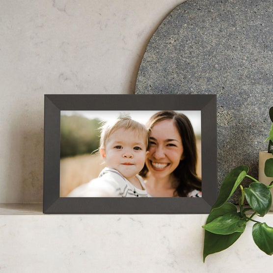 Carver Stone Digital Picture Frame | Costco