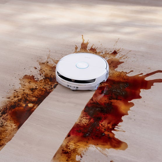 Narwal Flow Robot Vacuum and Mop with 22,000 Pa HyperSuction | Costco
