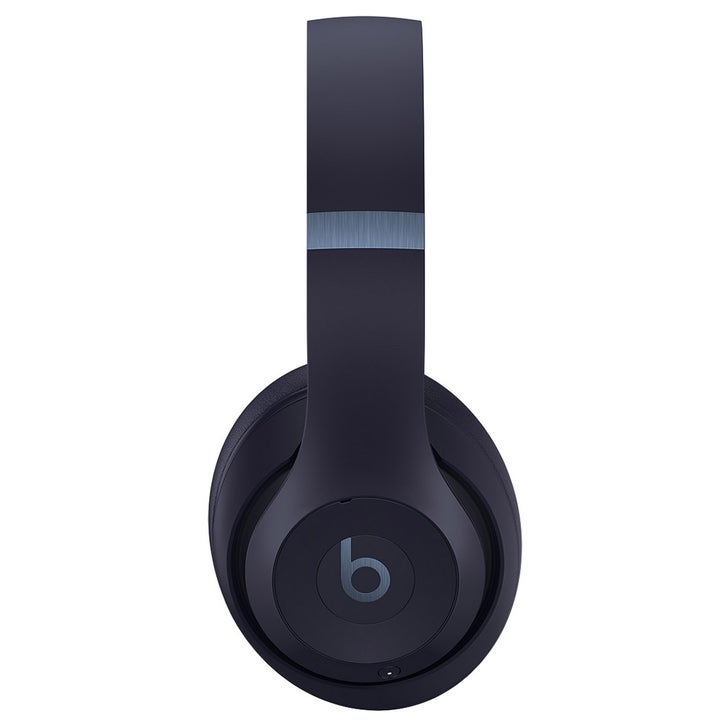 Beats Studio Pro - Wireless Bluetooth Noise Cancelling Headphones