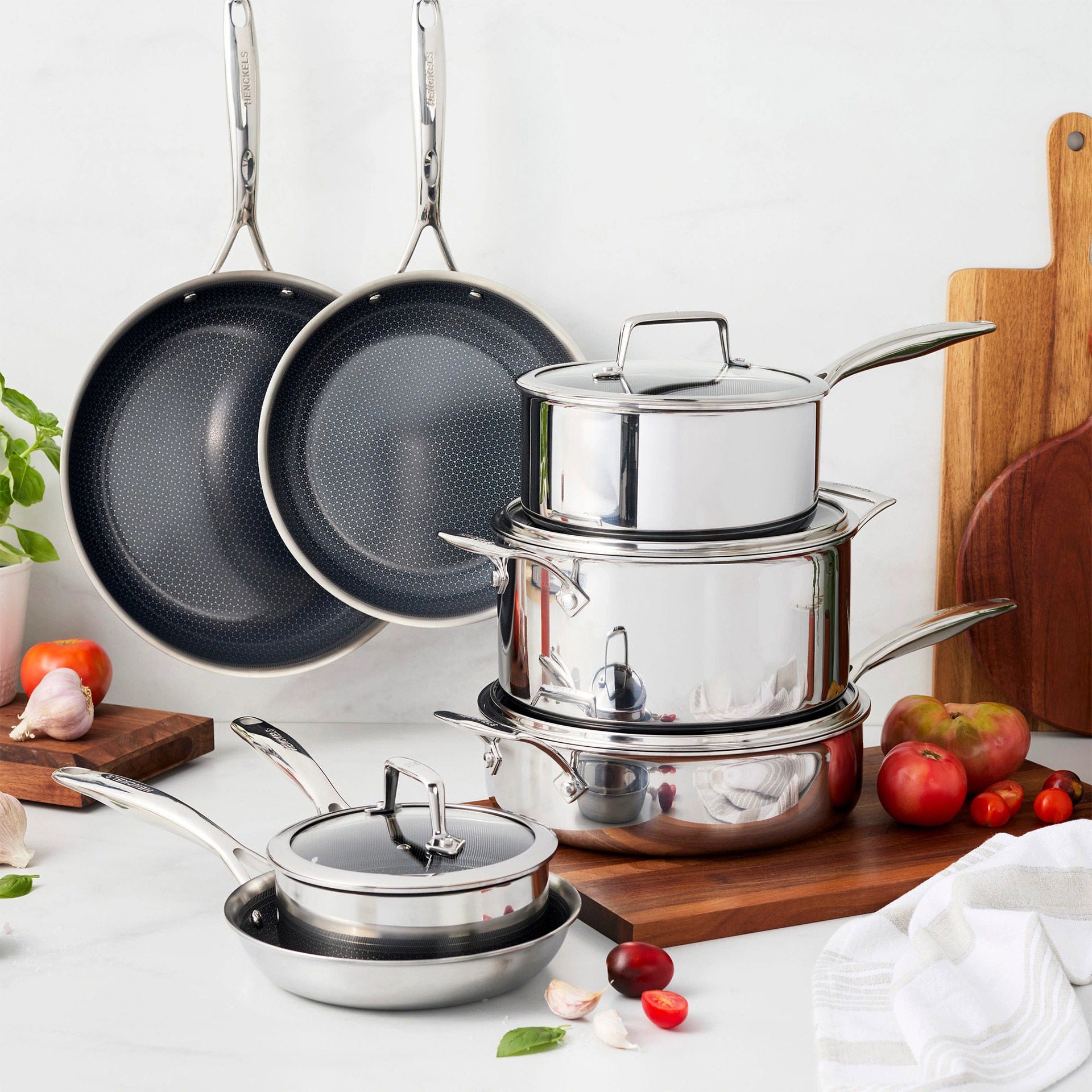 Henckels Paradigm Ceramic Stainless Steel 11-Piece Cookware Set