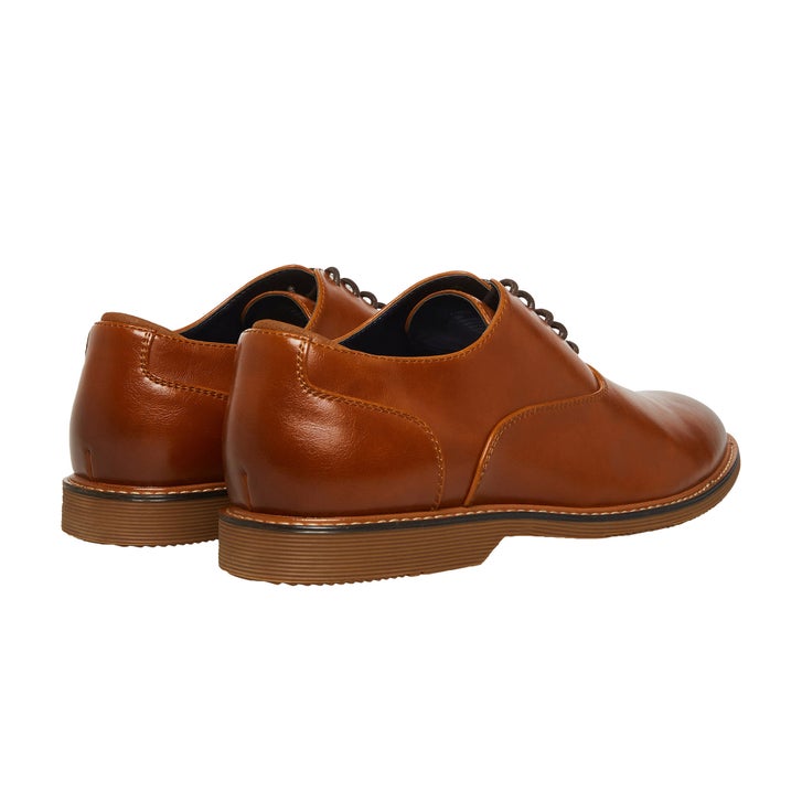 steve madden mens dress shoes Covet (Cognac Leather) Men's The padded insole ensures all Steve Madden Proctr Tan Oxford