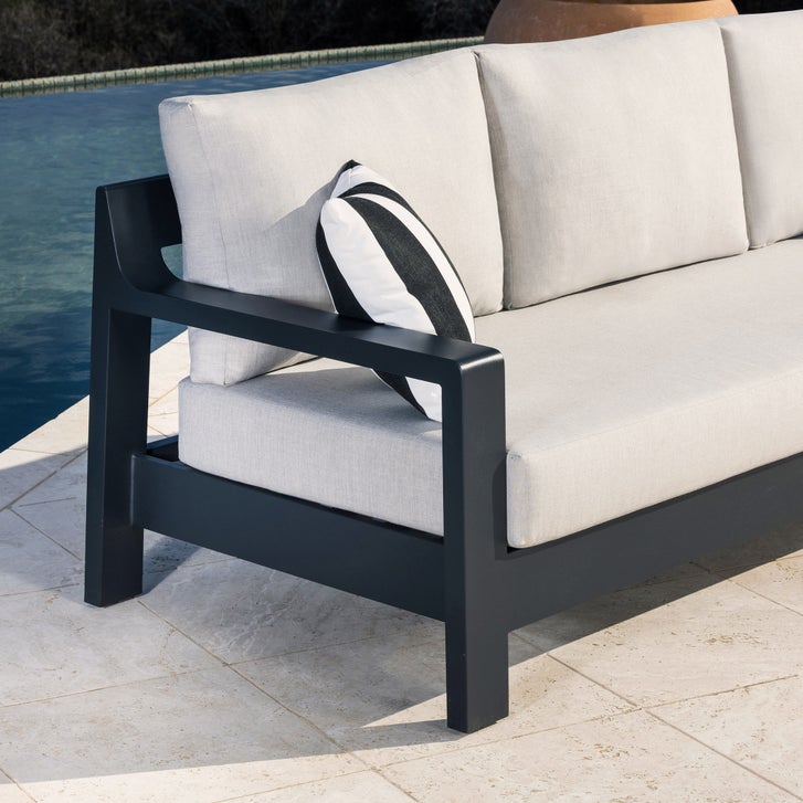 ペコぷぅ☆管424☆オランダ製☆ダッチ カントリースタイル☆ダイニング5点 MoDe Terrassa 4-piece Outdoor Patio Deep Seating Set | Costco