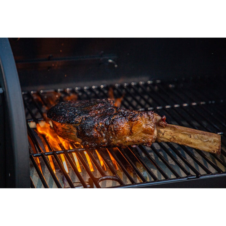 Louisiana Grills LG800 Black Label (SORDS) | Costco