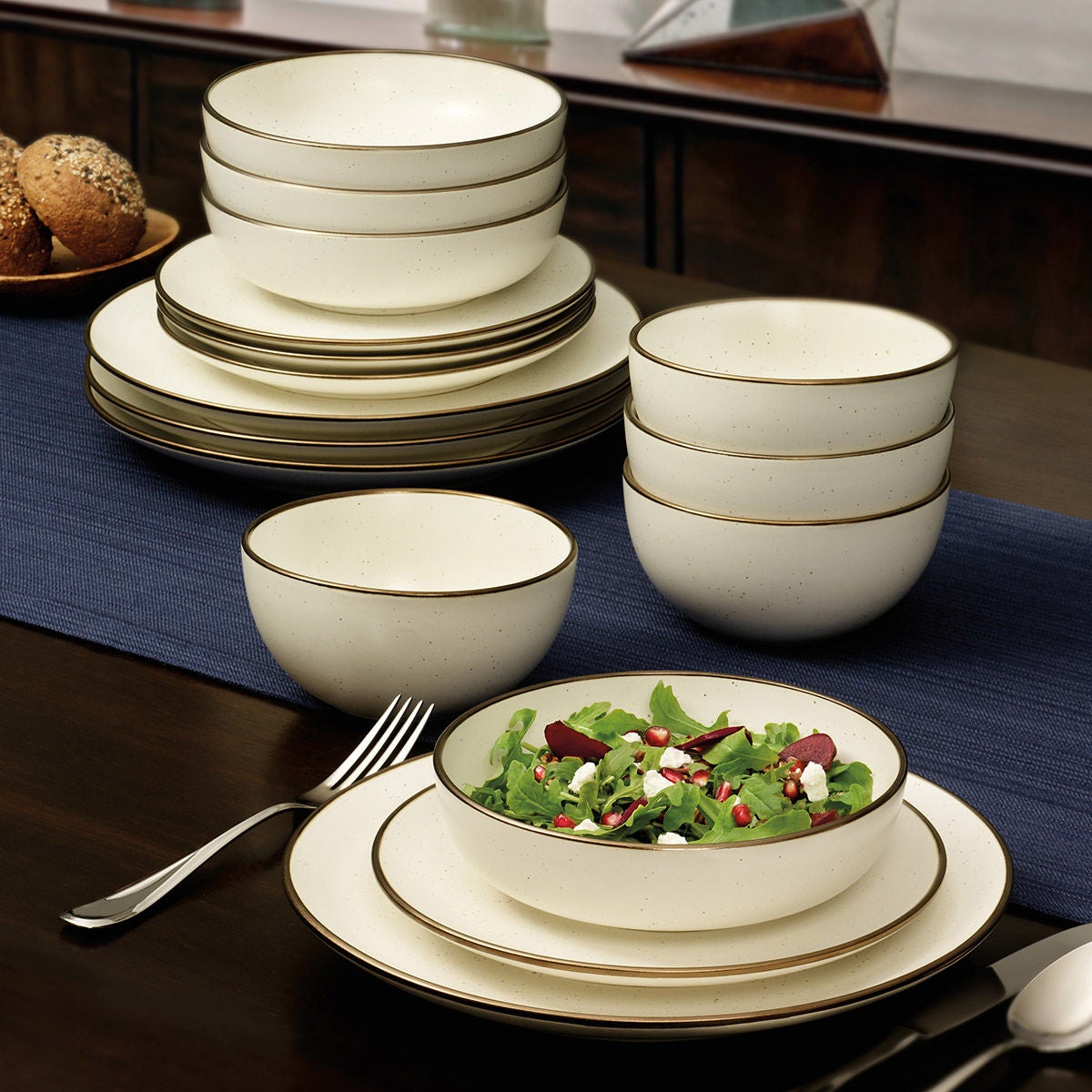 Mikasa Julianna 16-piece Stoneware Dinnerware Set | Costco