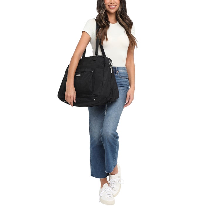baggallini weekender travel tote bag Carryall Expandable Lightweight 22" Packable Folding Compact Nylon Washable w/Luggage Sleeve : Clothing, Shoes & Jewelry Totes Made with weekend getaways in mind Deluxe Fifth Avenue Weekender