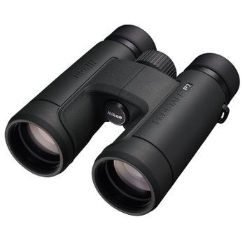 Nikon Prostaff P7 42mm Binocular with Nikon Harness