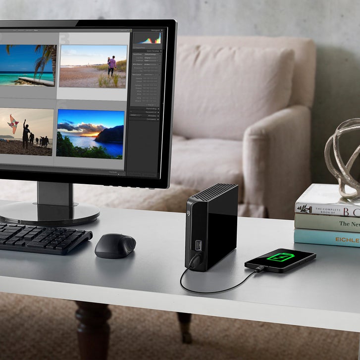 Seagate Backup Plus Hub 8TB Desktop Hard Drive with Rescue Data