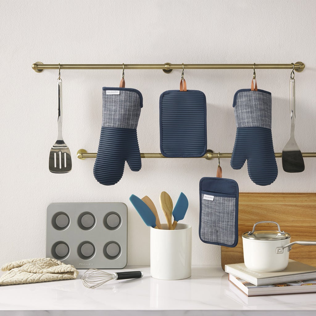 Enlarge Product Preview 1
