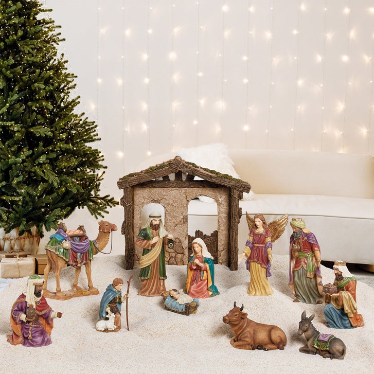 Kirkland Signature - 13-piece Hand-Painted Nativity Set | Costco