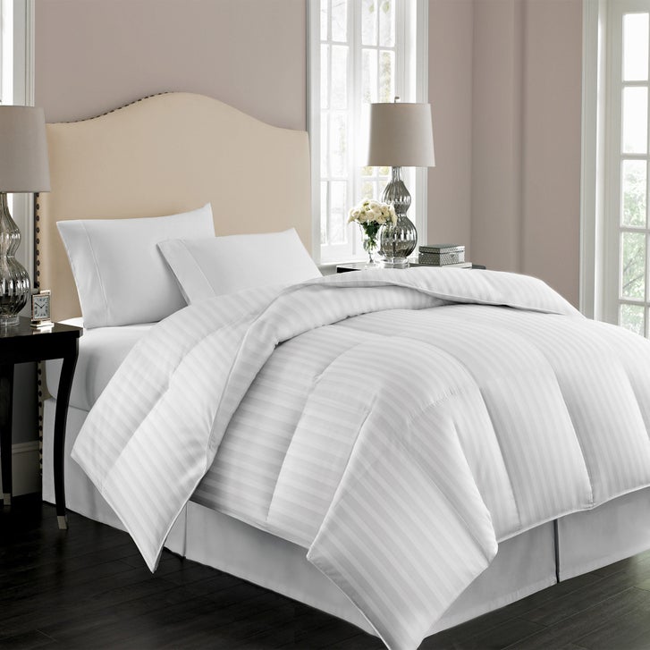 Hotel Grand European White Down Comforter | Costco