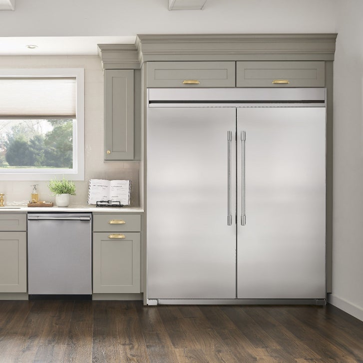 ②【INFORGED】19インチ9.5J＋40 BS付き1本★匿名取引送料込み‼️ Frigidaire Professional 19 cu. ft. Single-Door Freezer | Costco