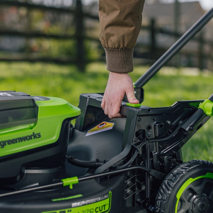 Greenworks 80V 21