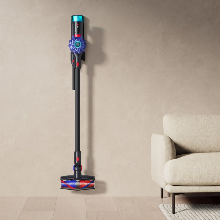 Dyson V10 Konical Cordless Stick Vacuum with Car Cleaning Kit | Costco