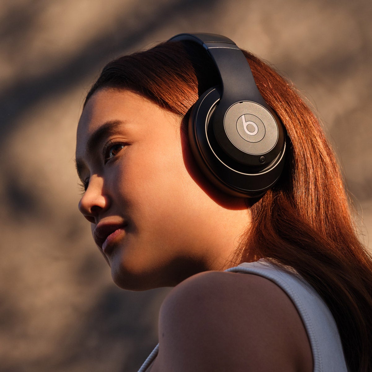Beats Studio Pro - Wireless Bluetooth Noise Cancelling Headphones