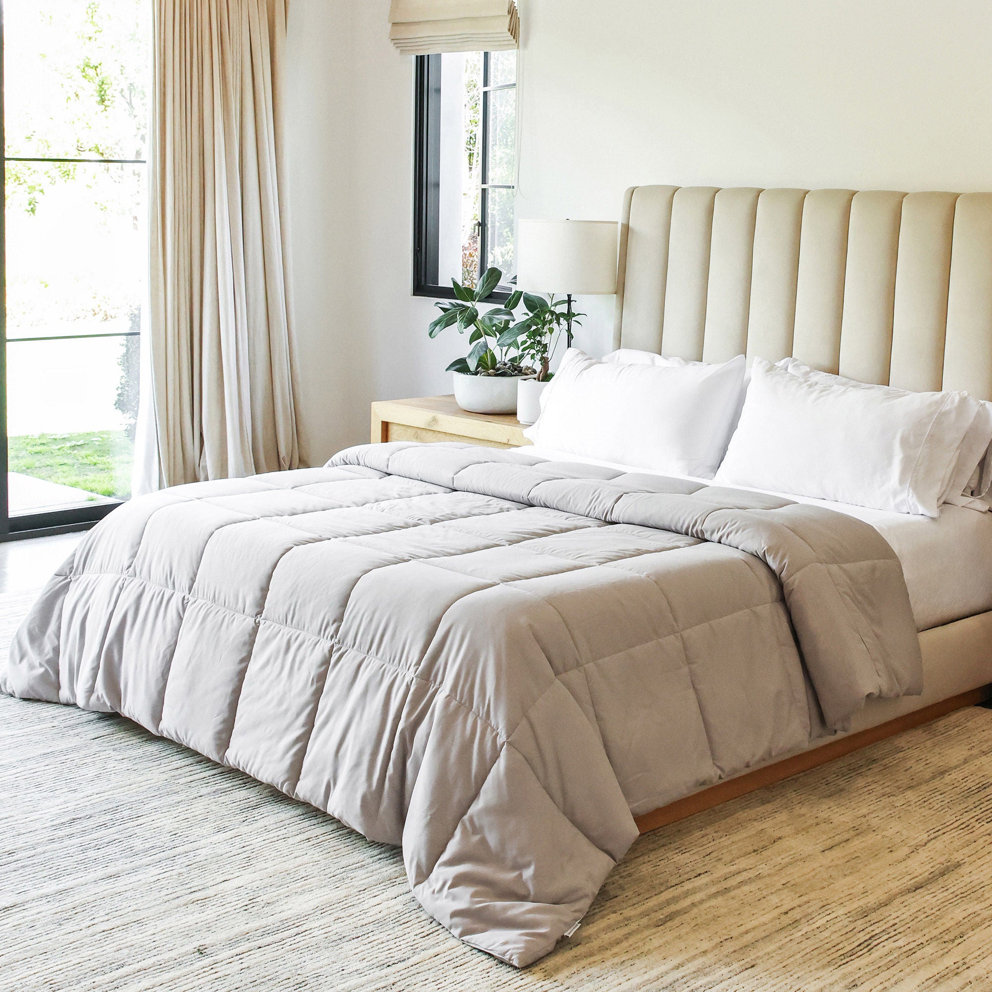 Jennifer Adams Lux Down Alternative Duvet Insert | Costco