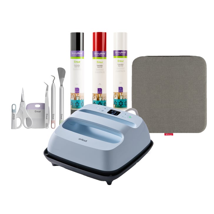 Cricut EasyPress 3 22.5 cm x 22.5 cm (9 in. x 9 in.) Bundle | Costco