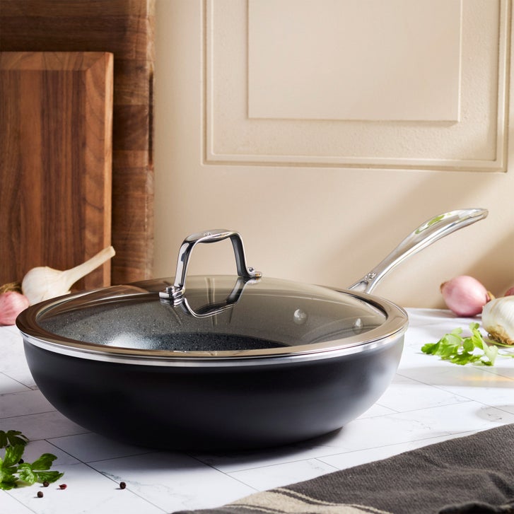 デブリンコ364MK・370C.GY・375BK/G.BE・387MK Henckels Capri Ceramic 11-inch Perfect Pan with Lid | Costco