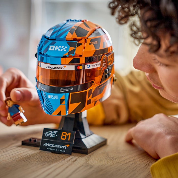 LEGO McLaren Piastri Helmet Bundle | Costco