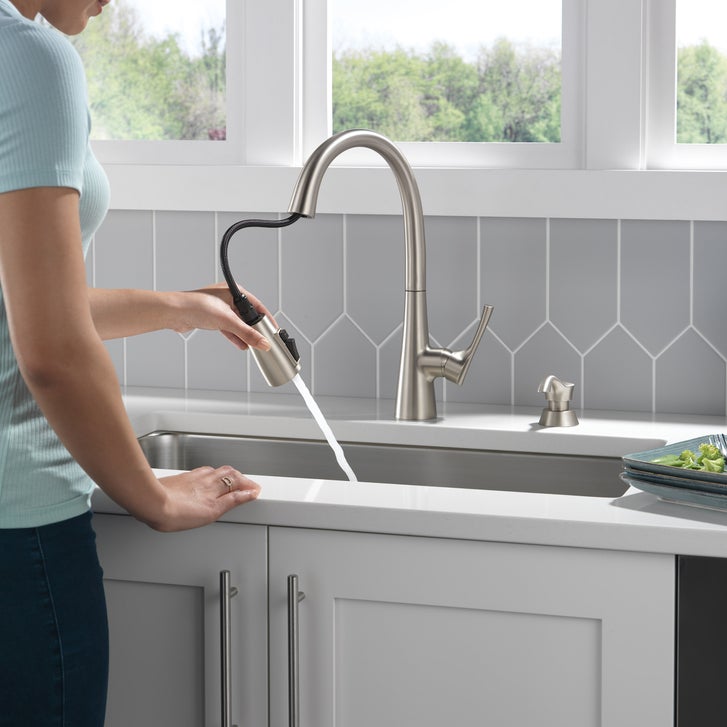 Delta Auburn Pull Down Kitchen Faucet and Soap Dispenser | Costco