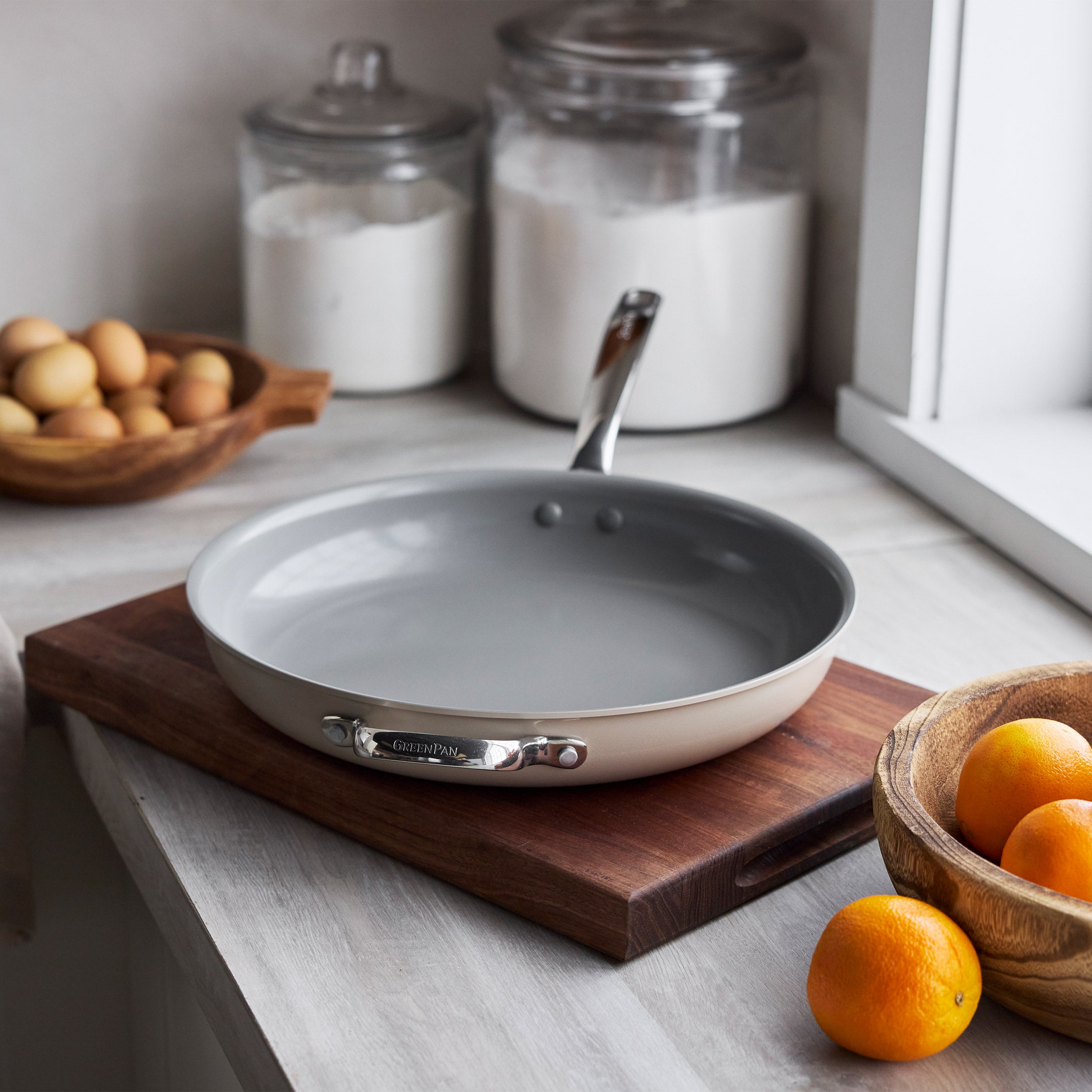 GREENPAN "THE BIG FRY" 14" FRYPAN