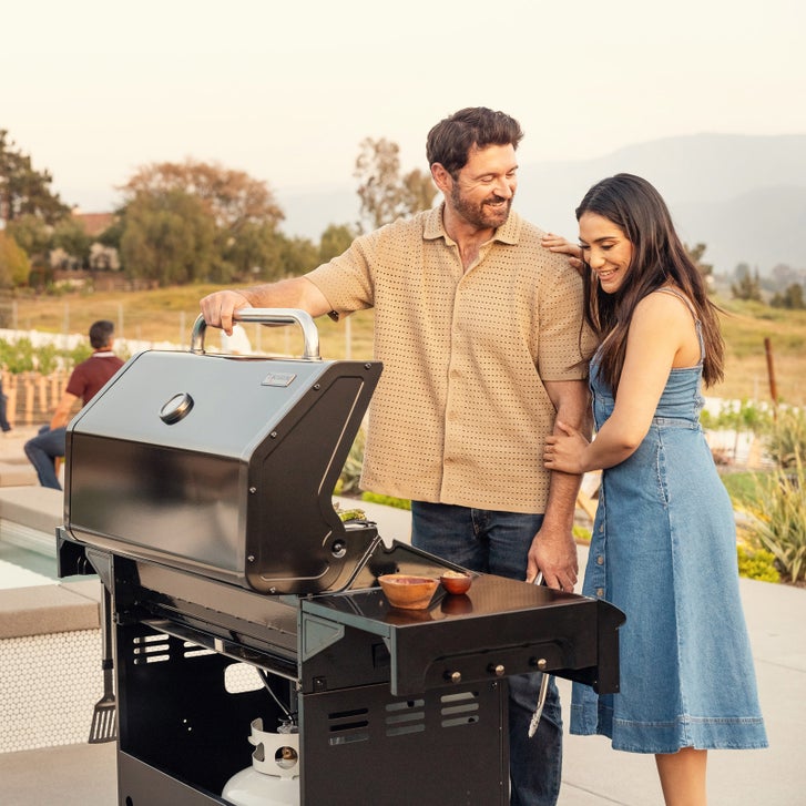 Nexgrill Deluxe 7 Burner Gas Grill | Costco