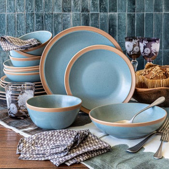 overandback Stardust 16-piece Dinnerware Set | Costco
