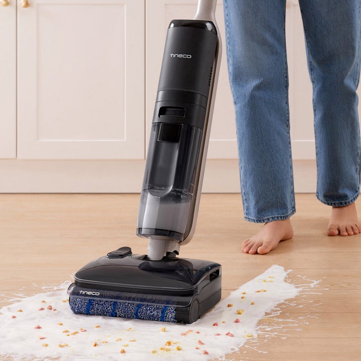 Tineco GO HammerHead MessDetect Ultra Cordless Mop and Vacuum | Costco