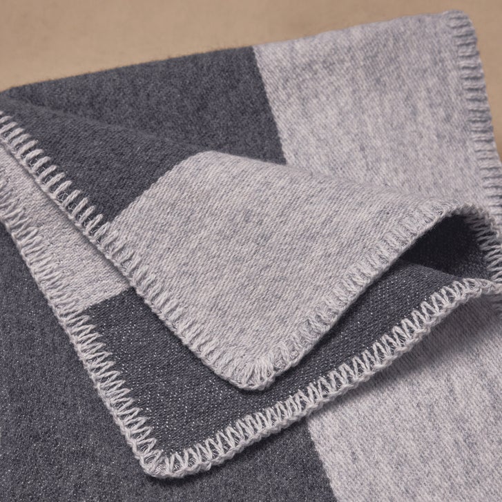 Enlarge Product Preview 4