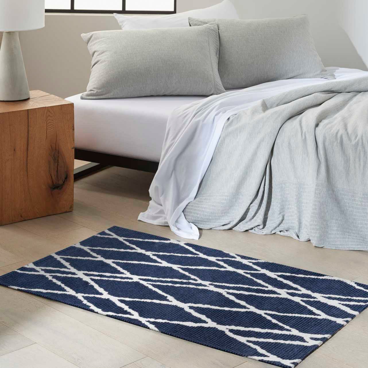 CALVIN KLEIN ACCENT RUG 30" X 45"