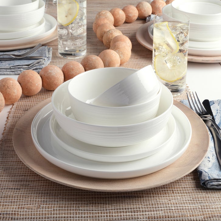 Mikasa Alyssa 40-piece Bone China Dinnerware Set | Costco