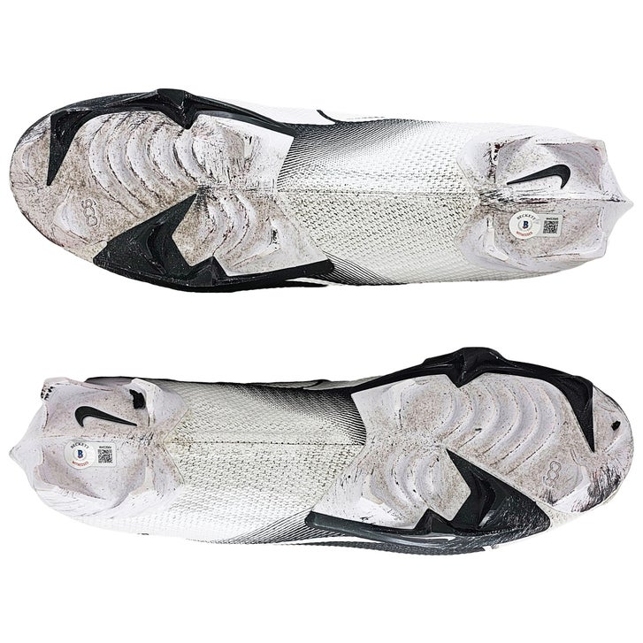 Justin Herbert Autographed Game Used Nike Vapor Cleats Los Angeles