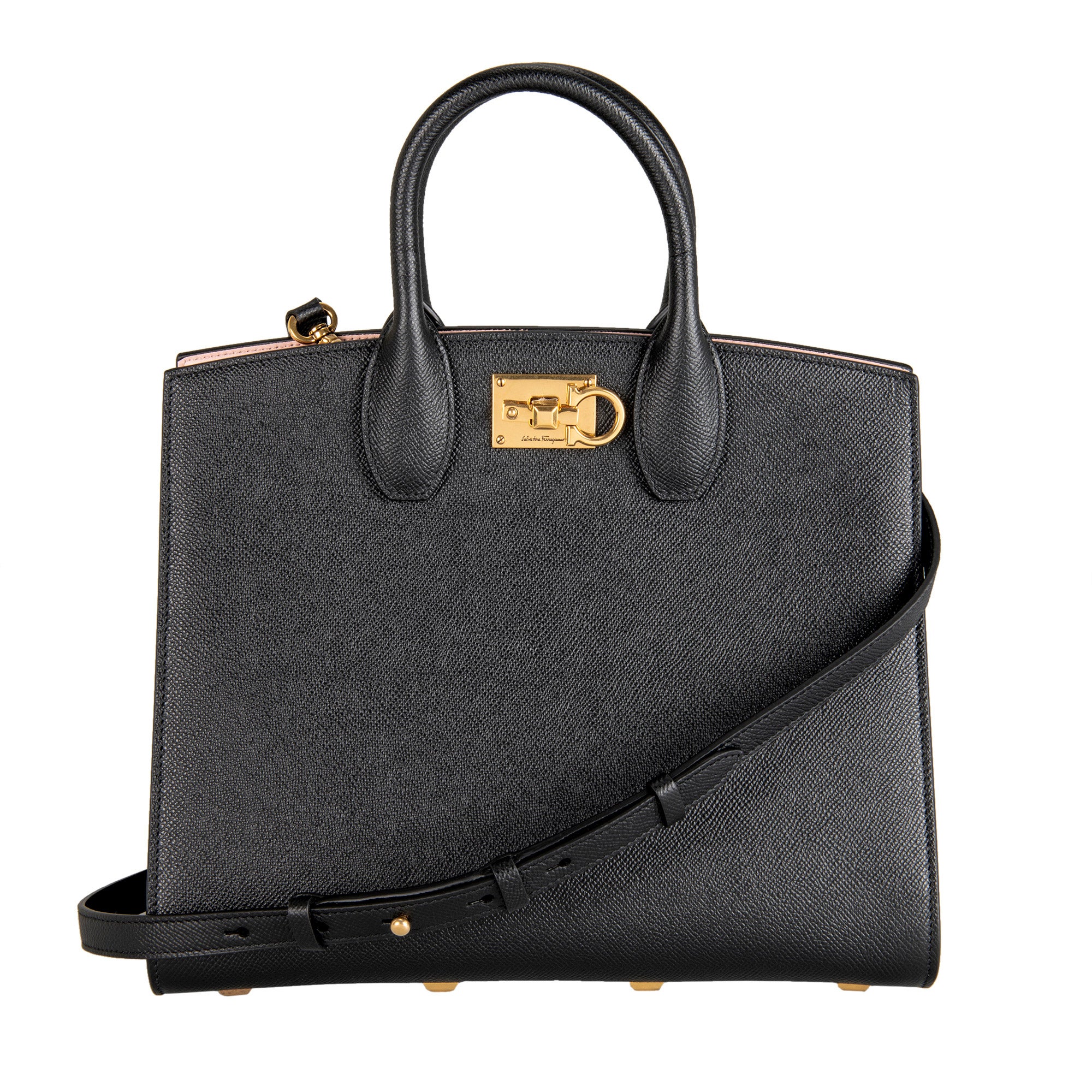 ♡♡Ferragamo　スタジオかごバック☆☆ Ferragamo Studio Box Bag, Black | Costco